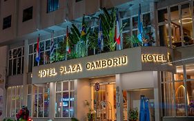 Hotel Plaza Camboriú